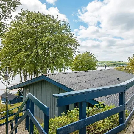 6 Person In Bjert-by Traum Bjert Strand